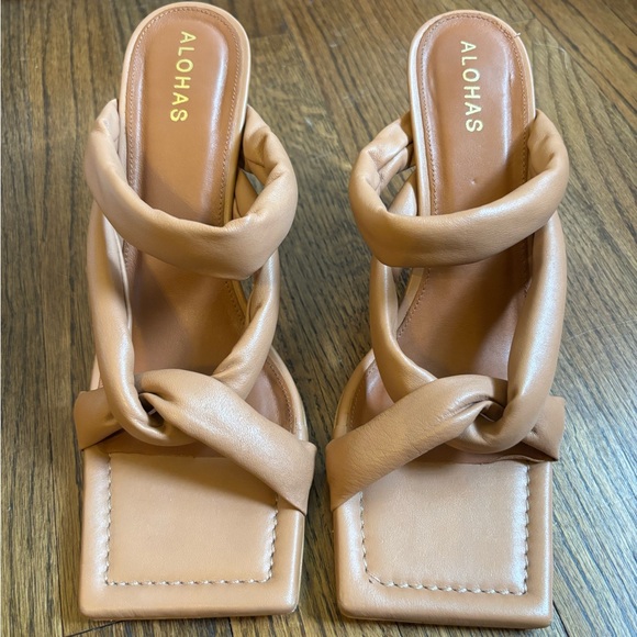 ALOHAS Camel Braided Heeled Sandals - Picture 2 of 5